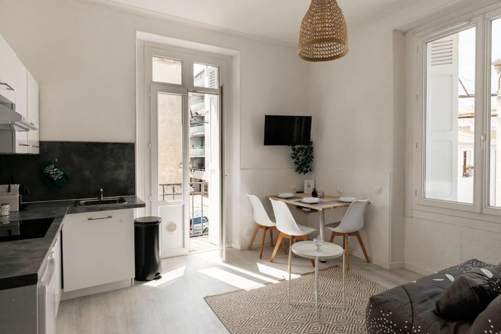 Charmant Studio Arbore Et Climatise Carcassonne Bagian luar foto